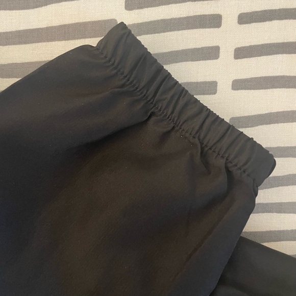 EUC Windbreaker / Jacket - Picture 4 of 6